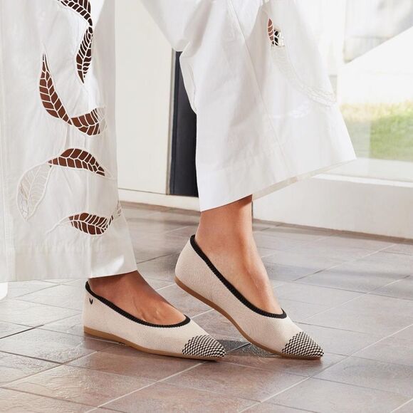 VIVAIA Aria 5° Pointed-Toe Ballet Flats NEW - Picture 2 of 8